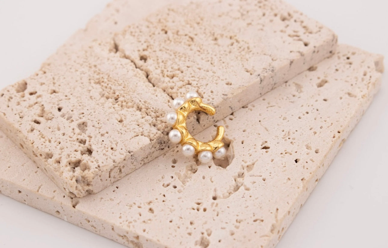 MULTIPEARL EAR CUFF