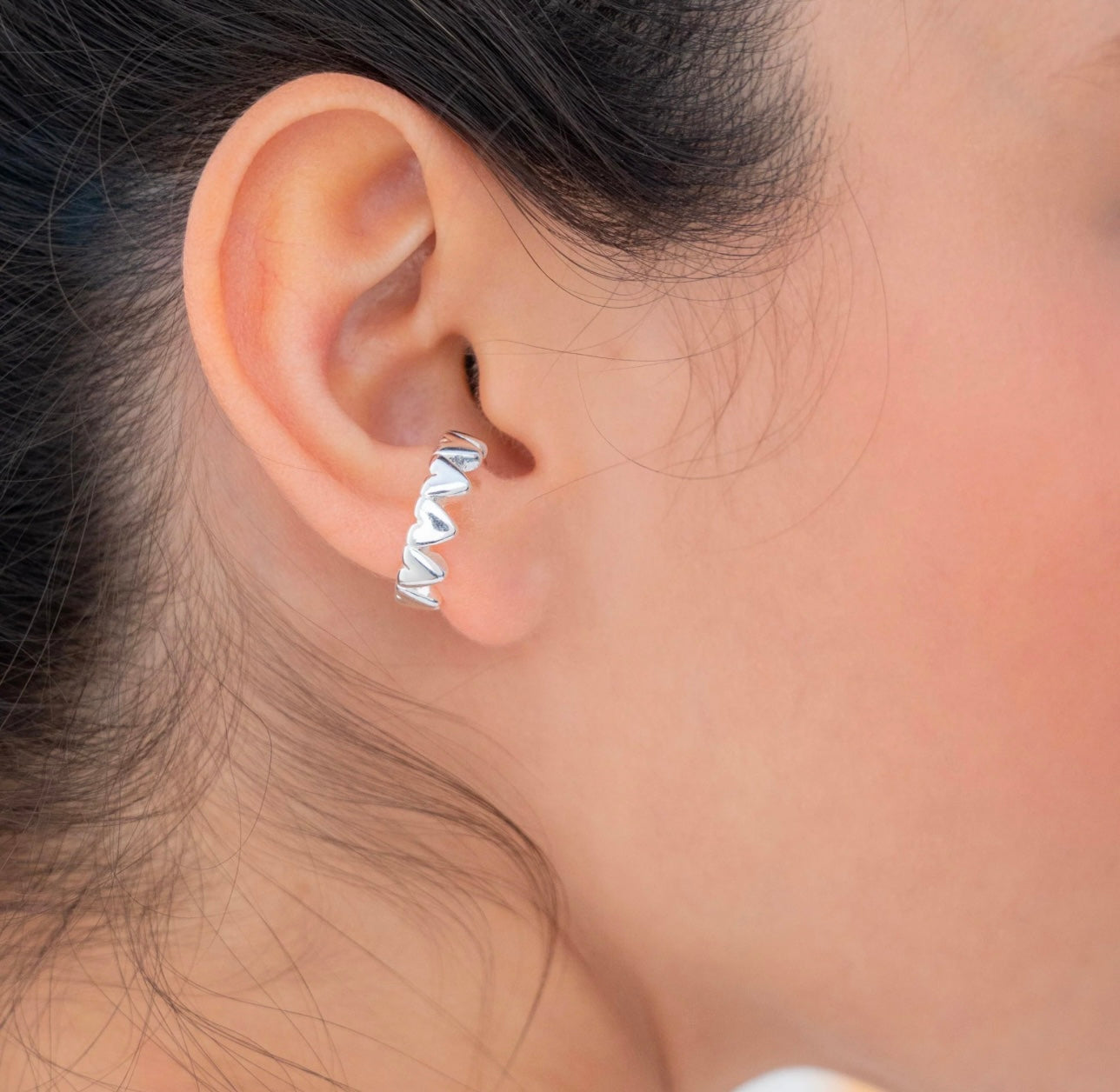 SILVER LOVELY EAR CUFF